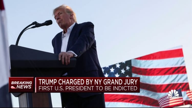 Live updates: Trump indicted by New York grand jury
