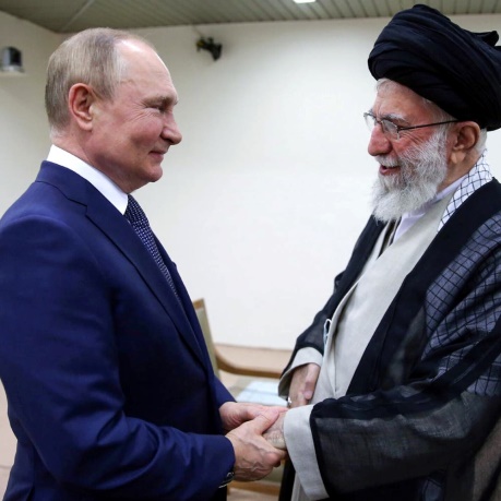 Explainer: What Putin wants from Iran and why Tehran might be cautious