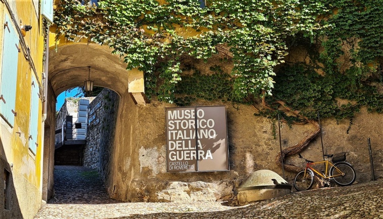 Rovereto: Il Museo della Guerra - Emotion Recollected in Tranquillity